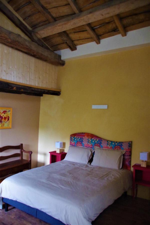 Le Vieux Pont Bed & Breakfast Saint-Julien  Ngoại thất bức ảnh
